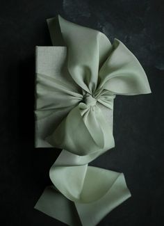 Luxury Gift Wrapping & Message