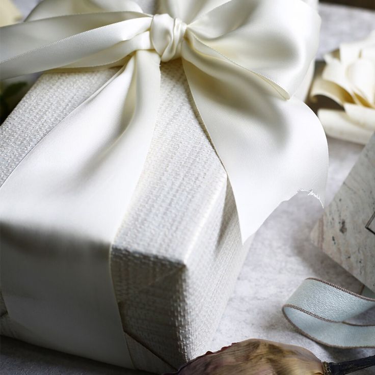 Luxury Gift Wrapping & Message